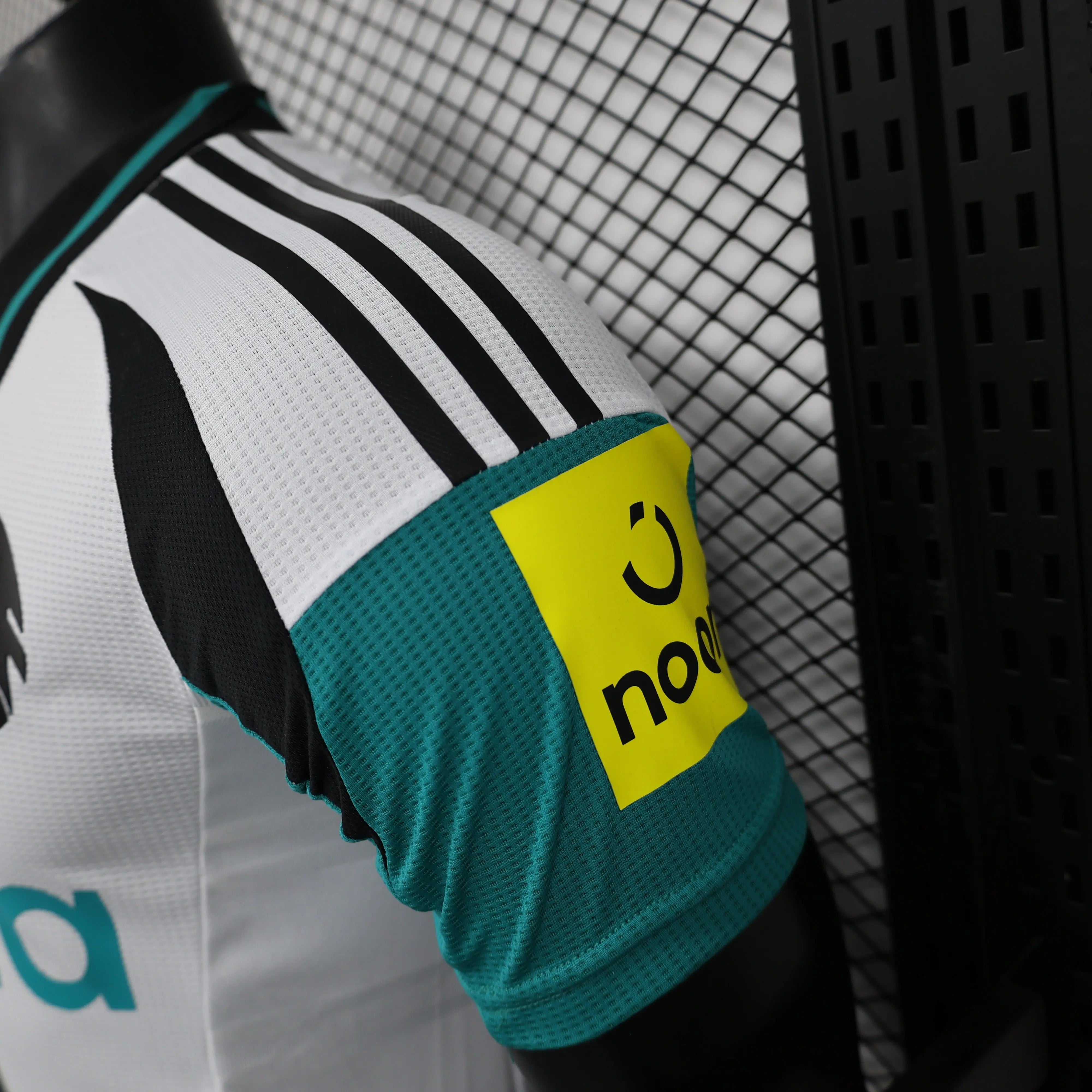 MAILLOT NEWCASTLE THIRD 2024/2025 - Maillot du Monde