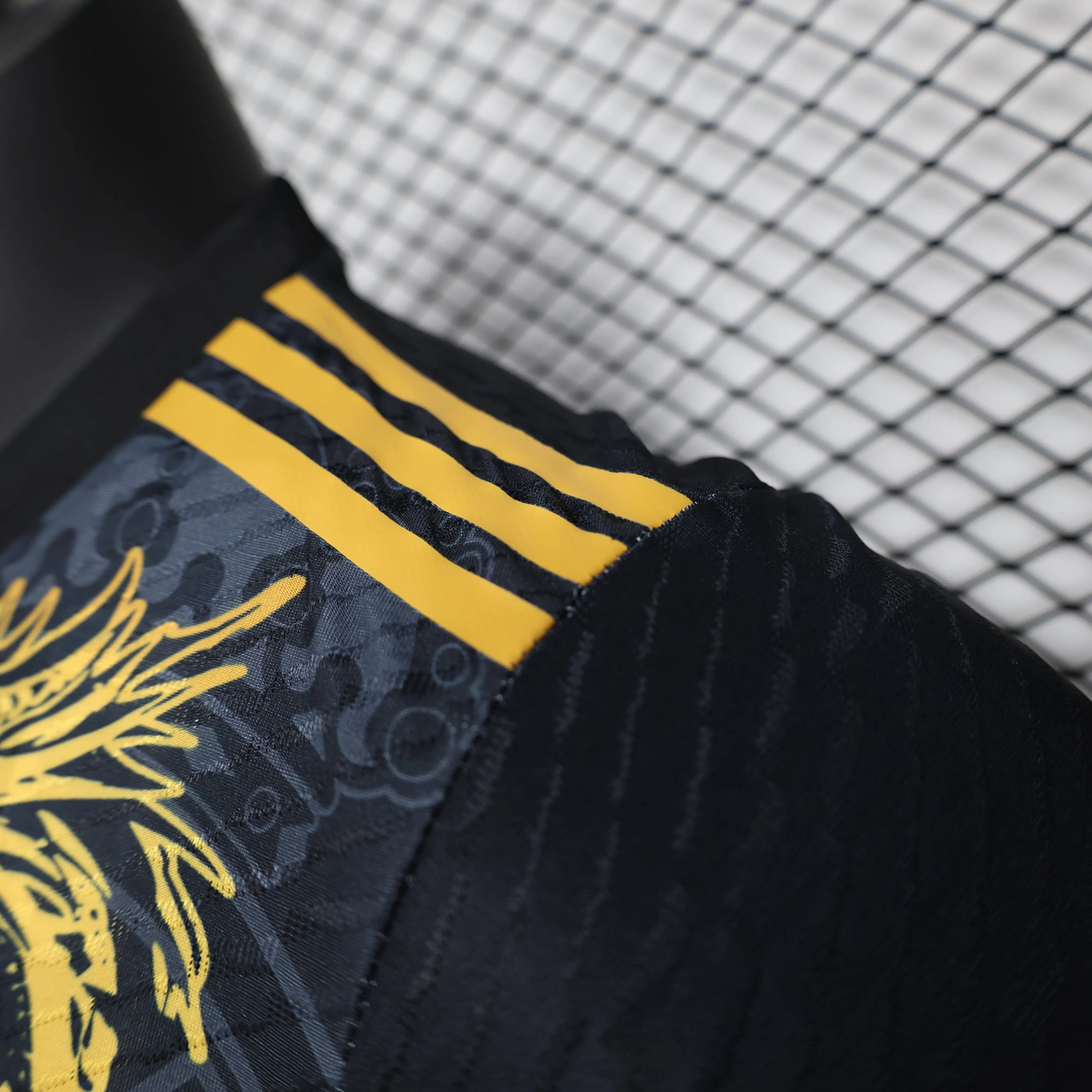 MAILLOT REAL MADRID ÉDITION SPÉCIALE 2024/2025 - Maillot du Monde