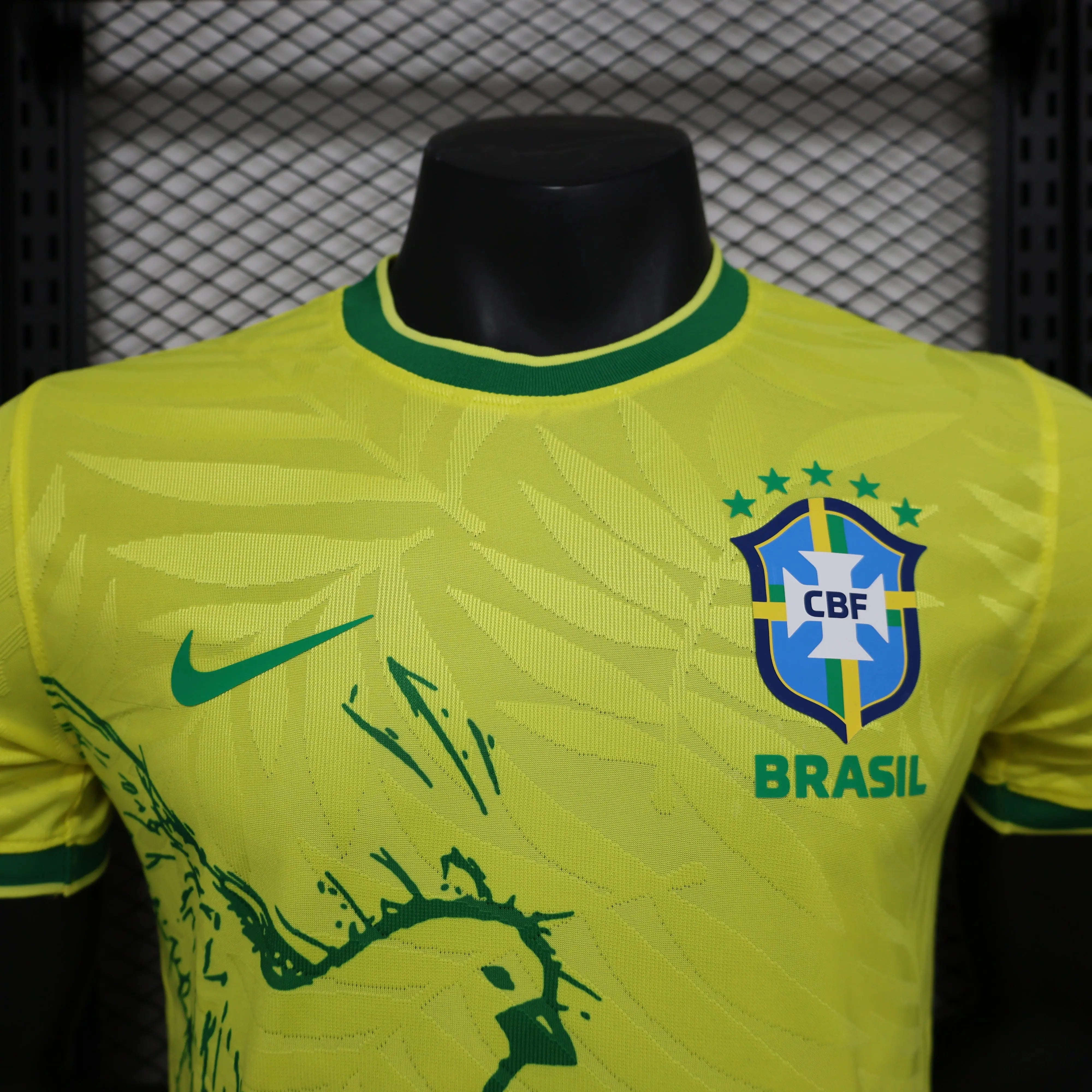 ÉDITION SPÉCIALE PIGEON JAUNE DU BRÉSIL - Maillot du Monde