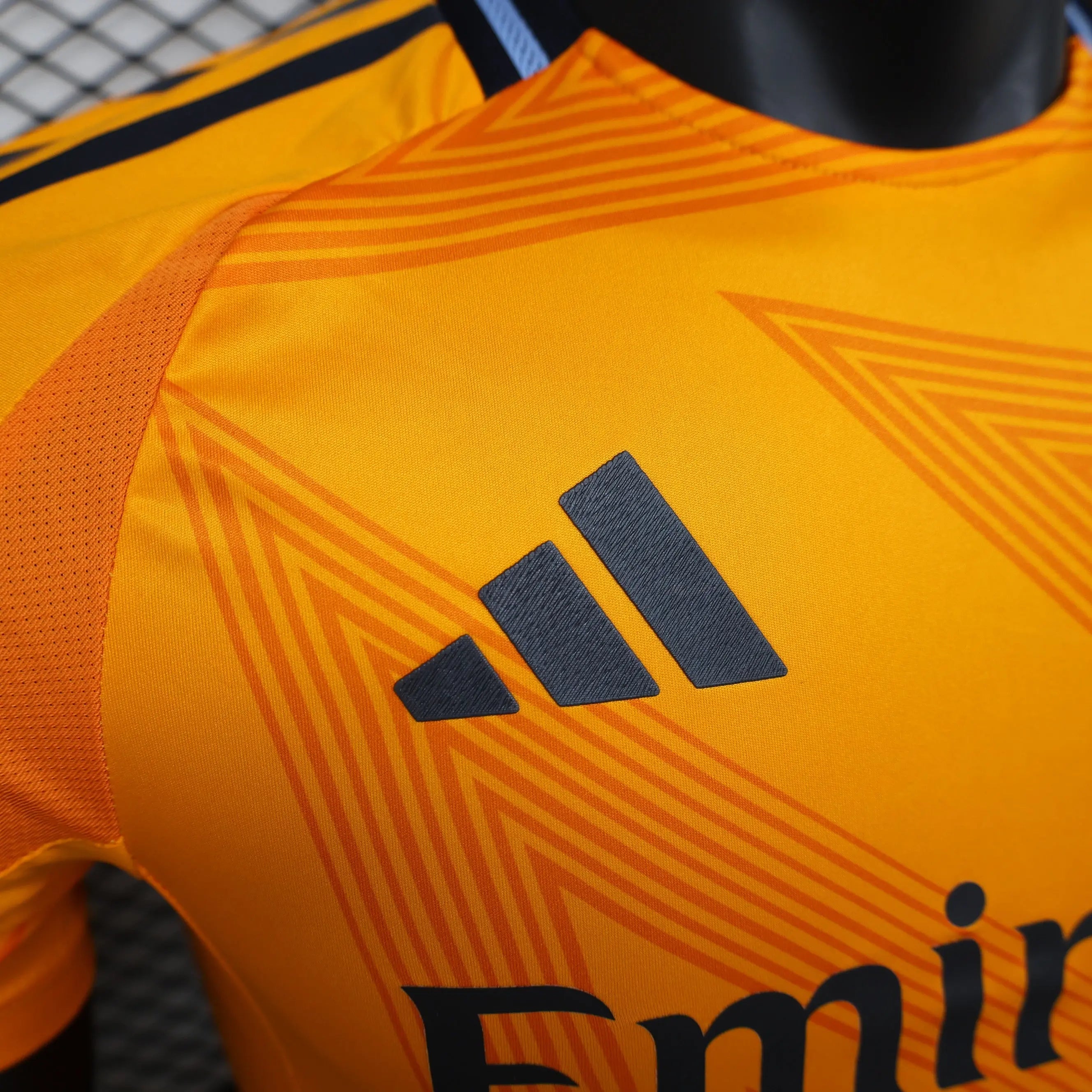 MAILLOT REAL MADRID EXTERIEUR 2024/2025 - Maillot du Monde