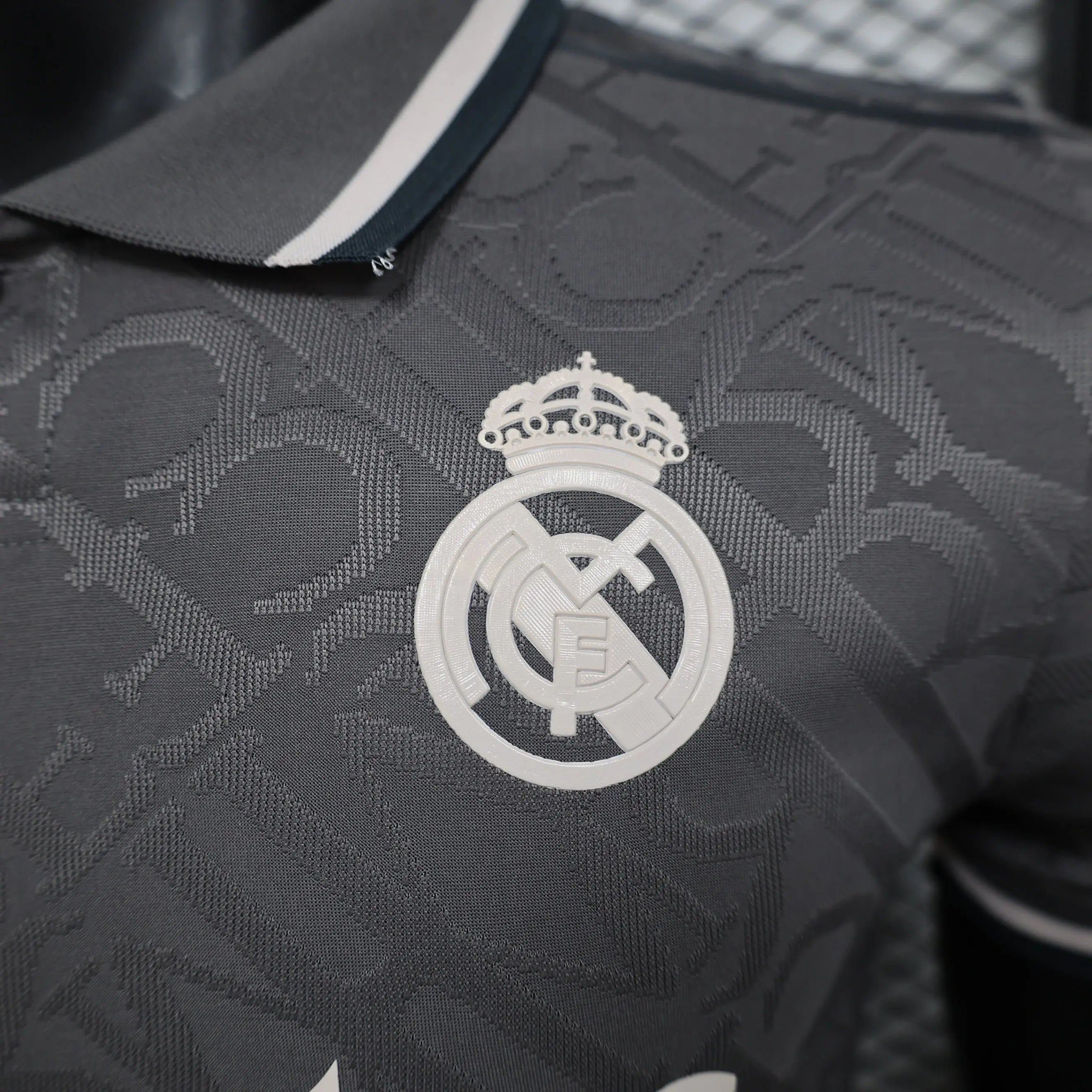 MAILLOT REAL MADRID THIRD 2024/2025 - Maillot du Monde