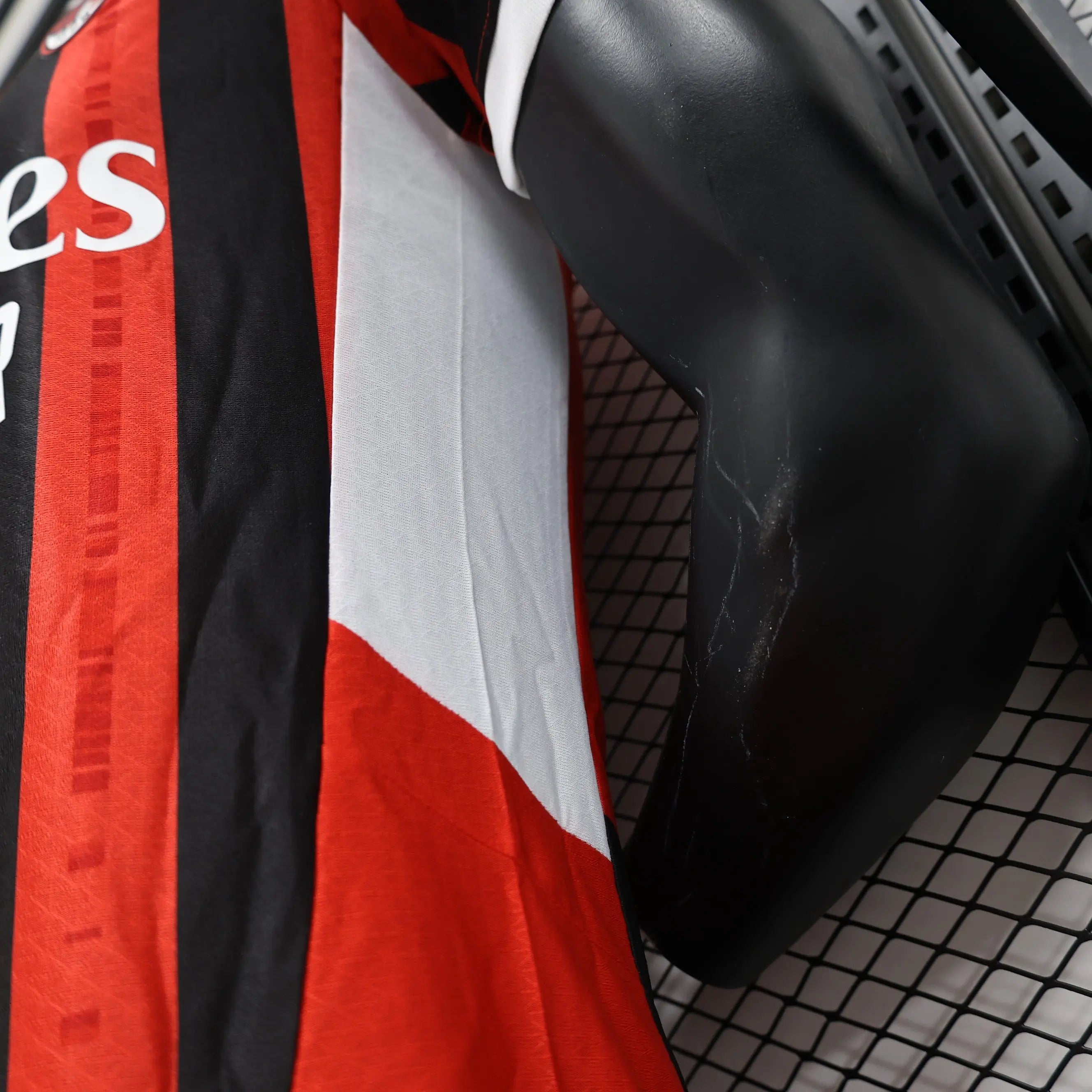 MAILLOT AC MILAN DOMICILE 2024/2025 - Maillot du Monde