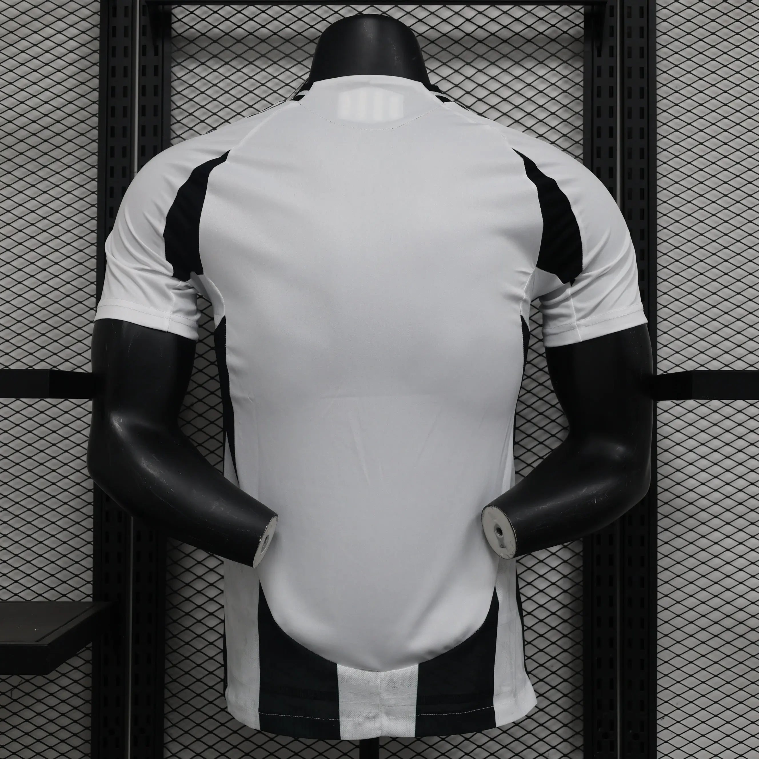 MAILLOT JUVENTUS DOMICILE 2024/2025 - Maillot du Monde