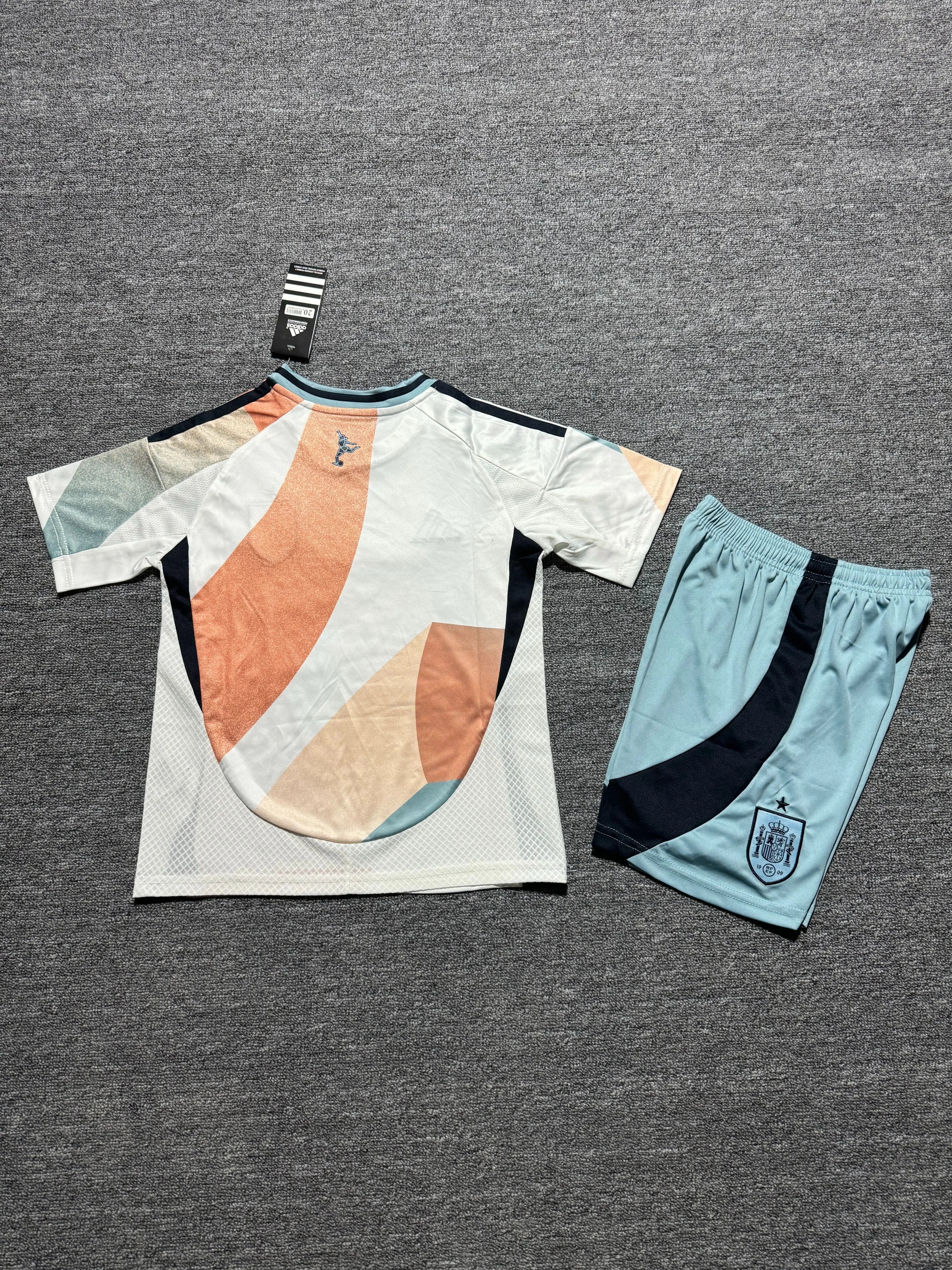 Ensemble Espagne short maillot 23-24 - Maillot du Monde