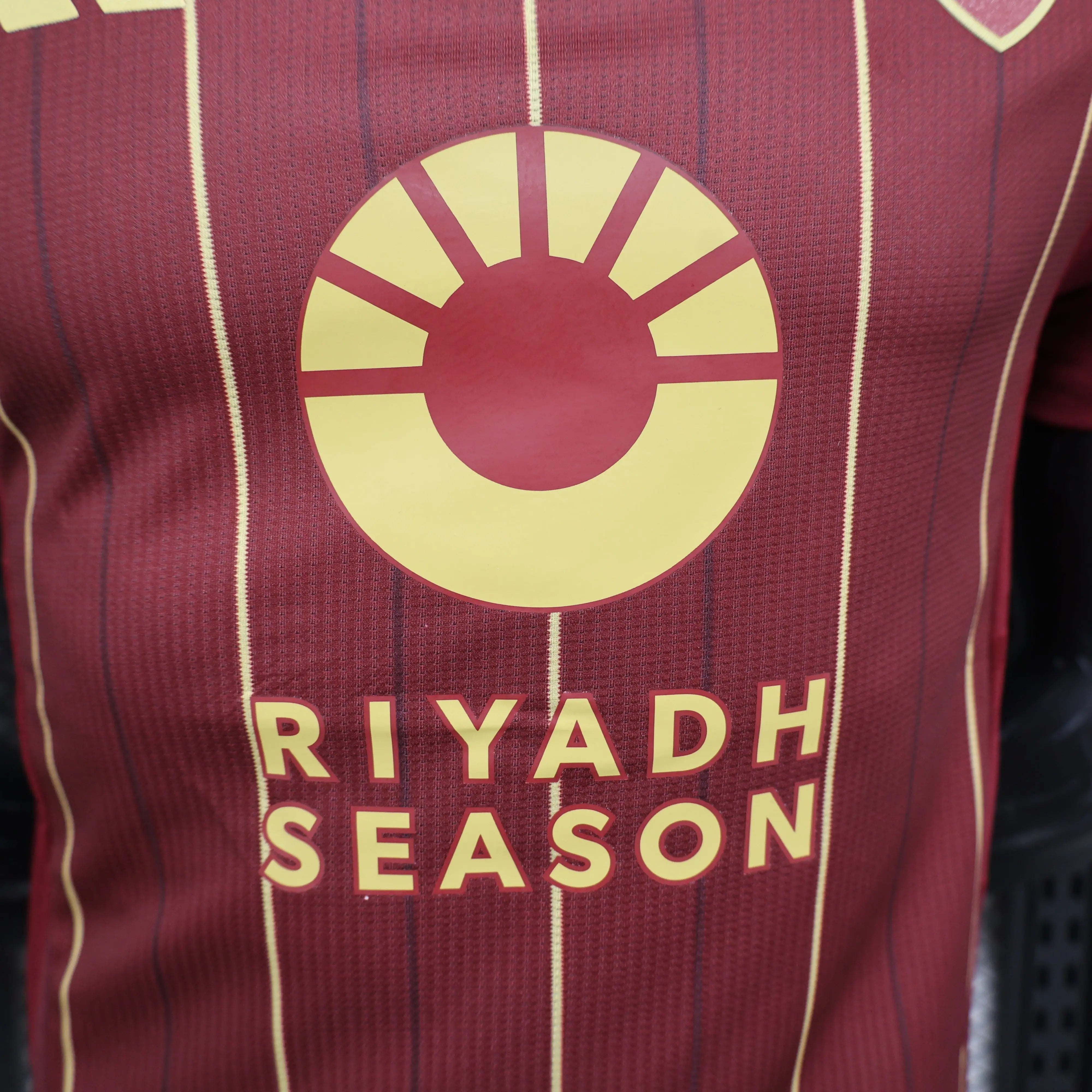 MAILLOT AS ROMA DOMICILE 2024/2025 - Maillot du Monde