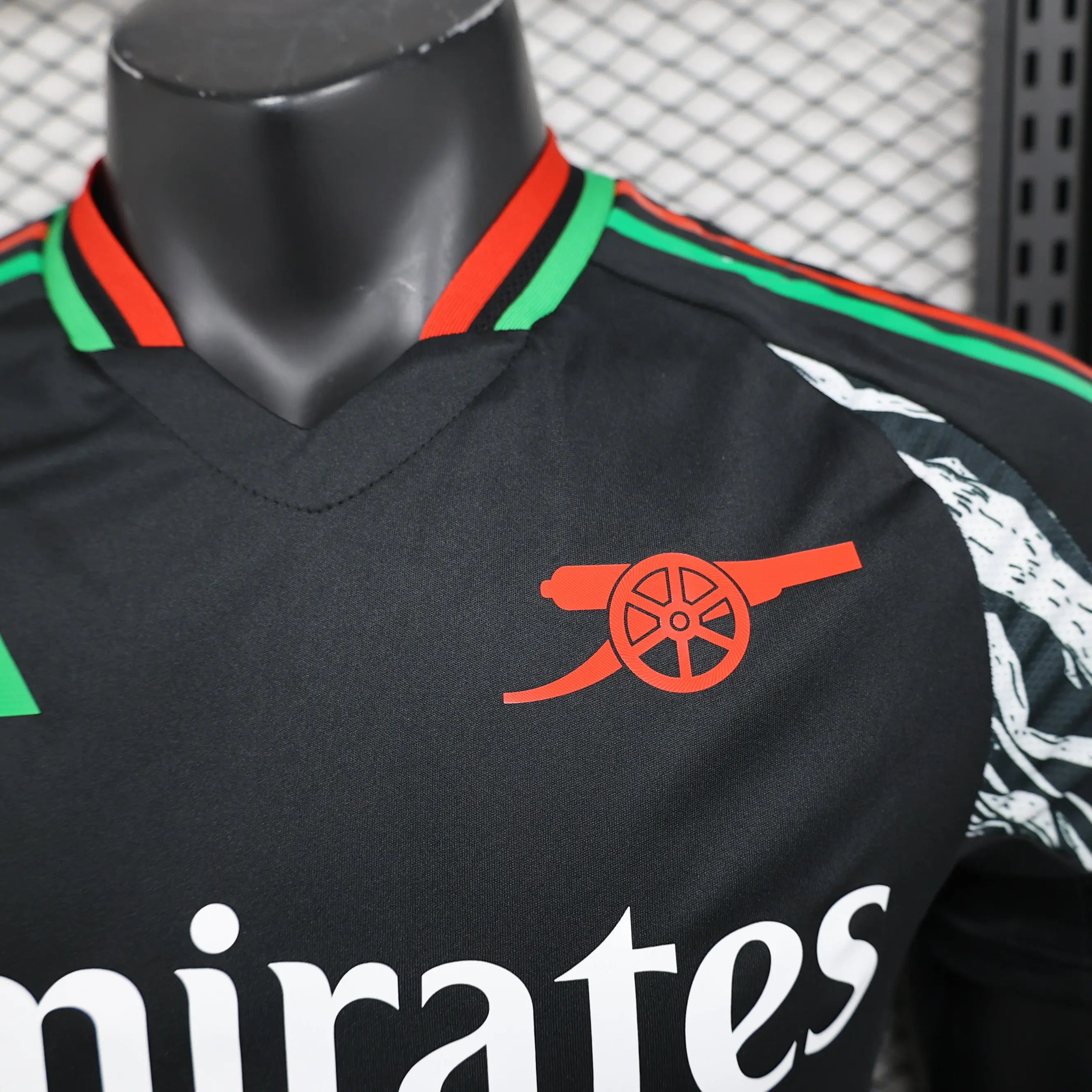 MAILLOT ARSENAL EXTERIEUR 2024/2025 - Maillot du Monde
