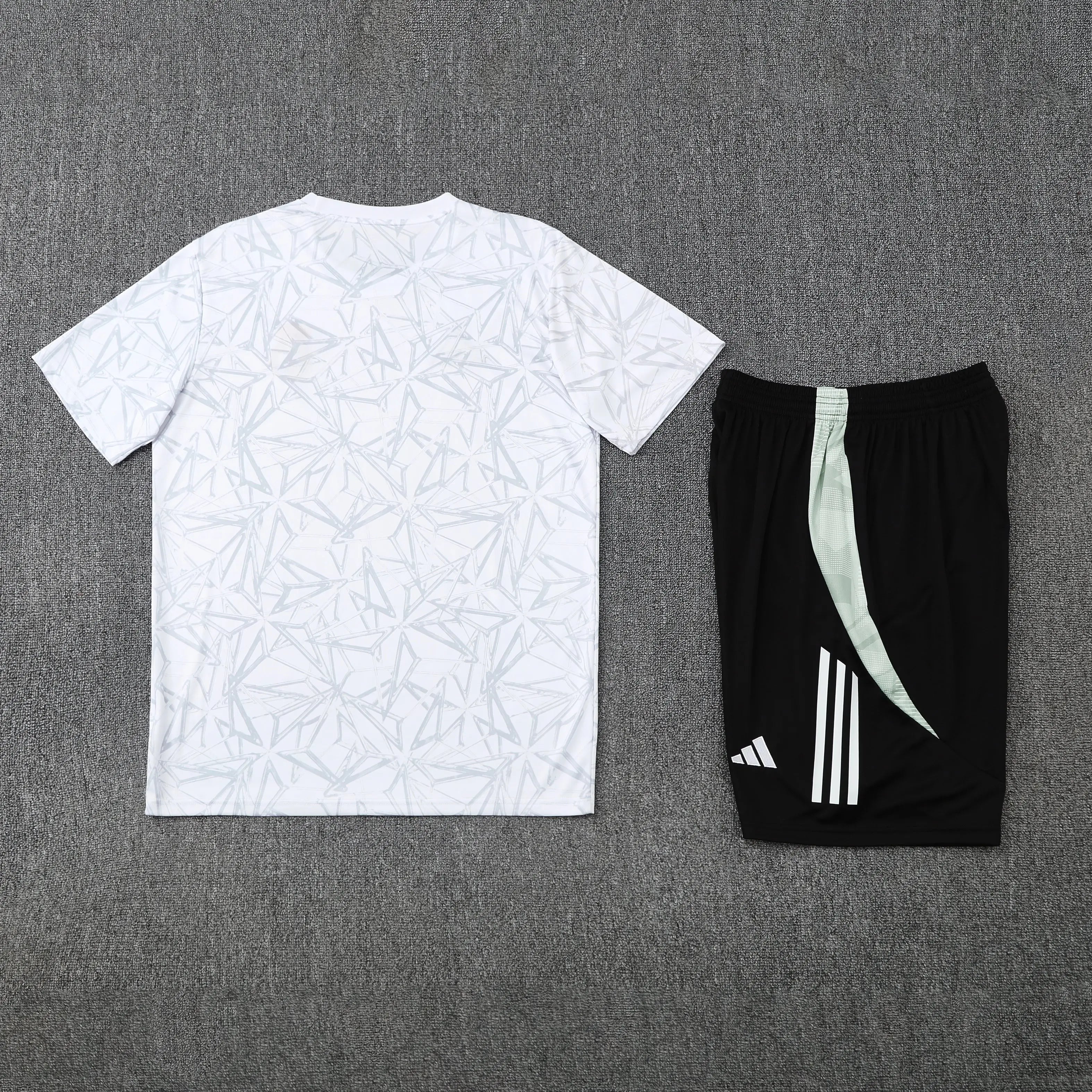 Ensemble Real Madrid Blanc/Noir KaliFoot
