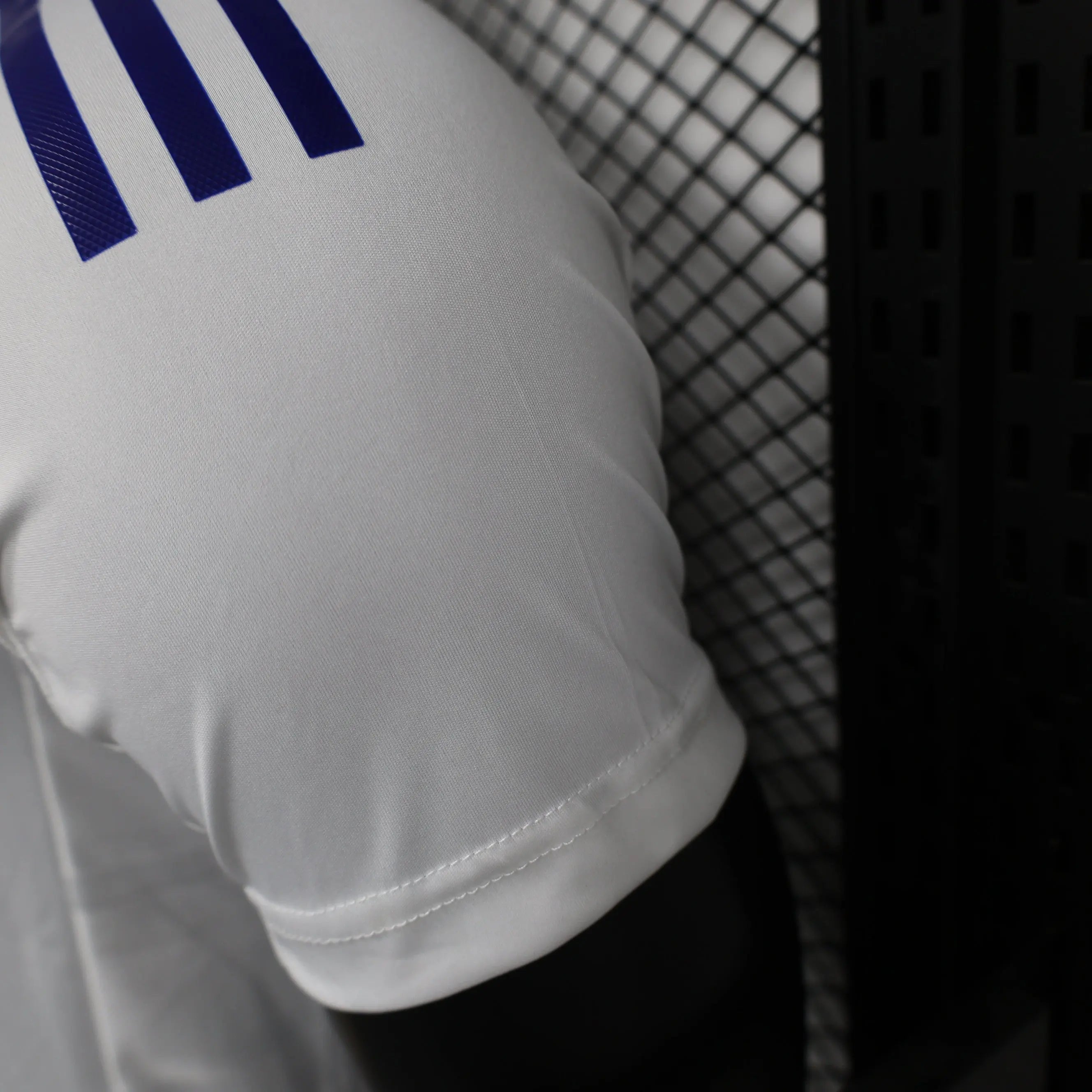 MAILLOT OLYMPIQUE LYONNAIS DOMICILE 2024/2025 - Maillot du Monde