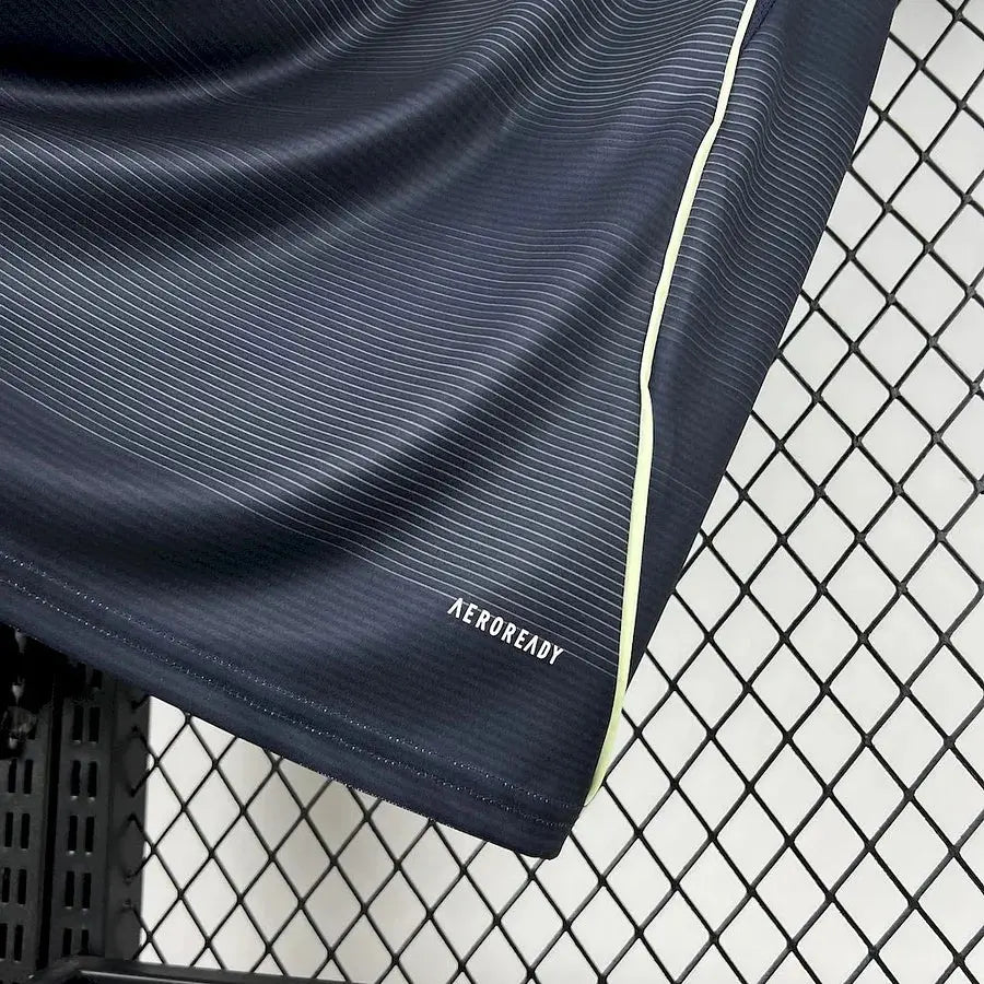 25/26 Maillot du Real Madrid Noir KaliFoot