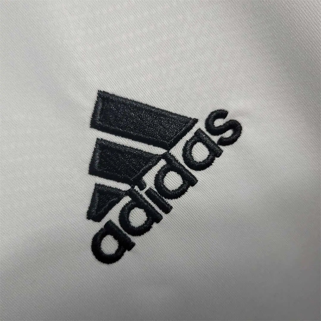 MAILLOT MANCHESTER UNITED EXTÉRIEUR 2022/2023 VERSION MANCHES LONGUES - Maillot du Monde