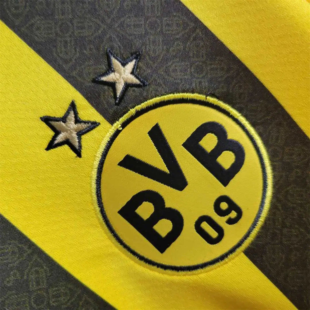 MAILLOT DORTMUND DOMICILE 2022/2023 VERSION MANCHES LONGUES - Maillot du Monde