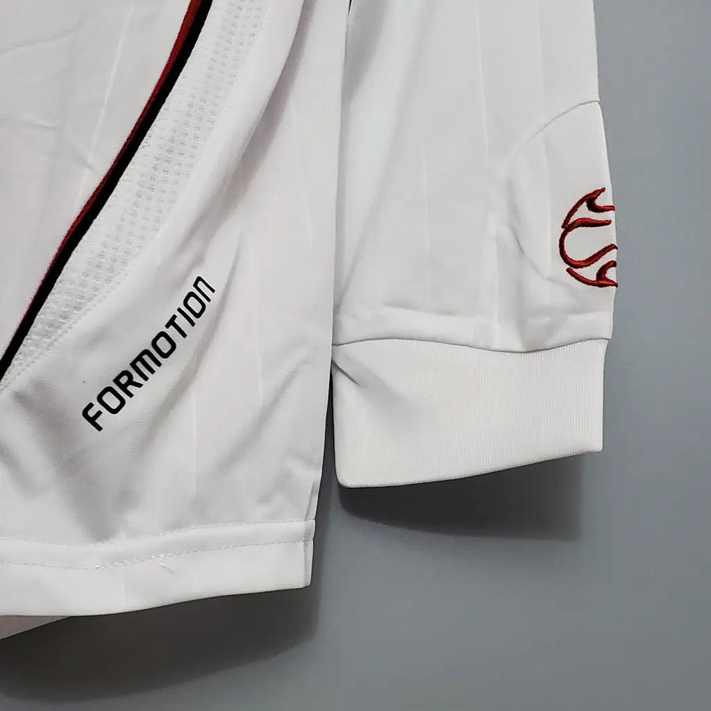 MAILLOT RÉTRO AC MILAN EXTÉRIEUR 2006/2007 VERSION MANCHES LONGUES - Maillot du Monde