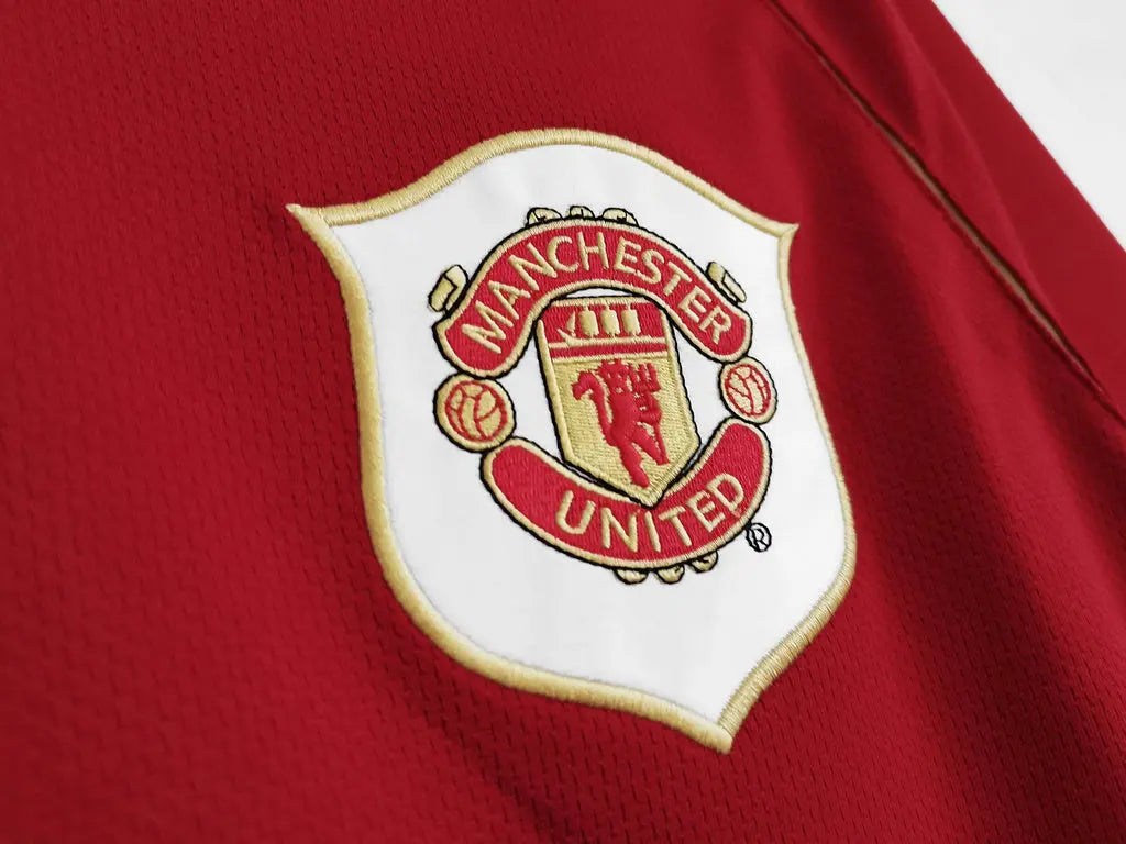 MAILLOT RÉTRO MANCHESTER UNITED DOMICILE 2006/2007 VERSION MANCHES LONGUES - Maillot du Monde
