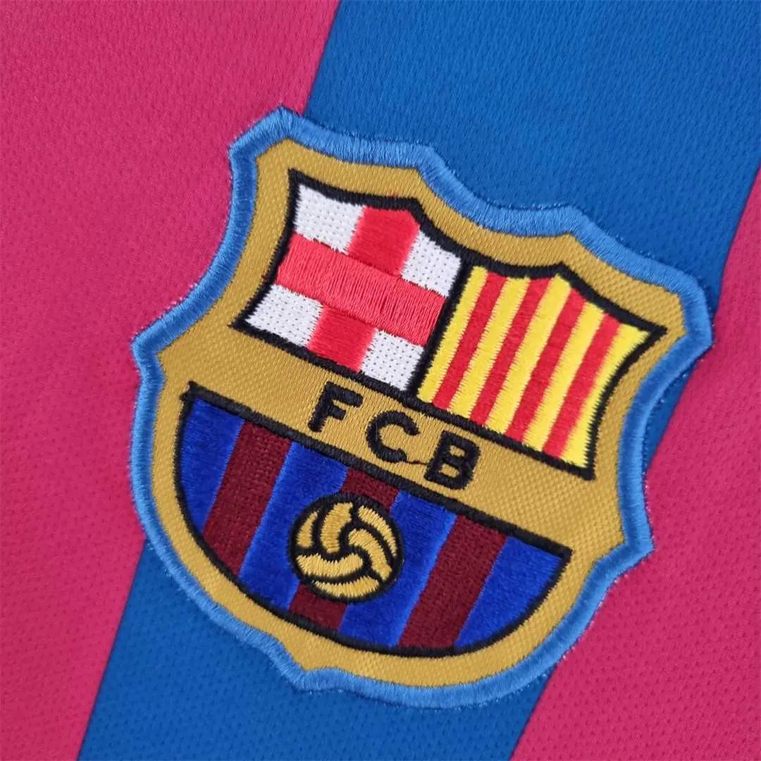 MAILLOT BARCELONE DOMICILE 2005/2006 VERSION MANCHES LONGUES - Maillot du Monde