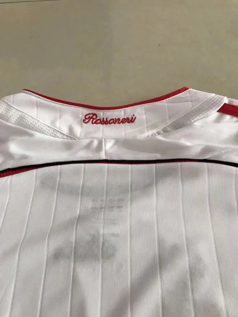 MAILLOT RETRO AC MILAN EXTÉRIEUR 2006/2007 VERSION MANCHES LONGUES - Maillot du Monde