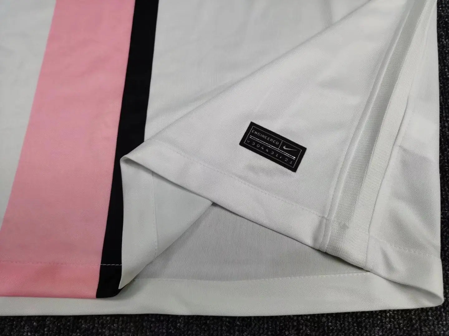 MAILLOT PSG EXTÉRIEUR 2021/2022 VERSION MANCHES LONGUES - Maillot du Monde