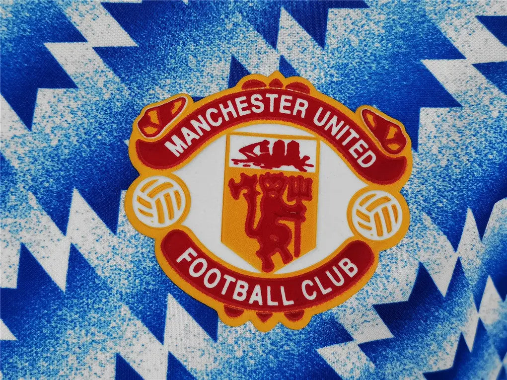 MAILLOT MANCHESTER UNITED 1990/1992 VERSION MANCHES LONGUES - Maillot du Monde