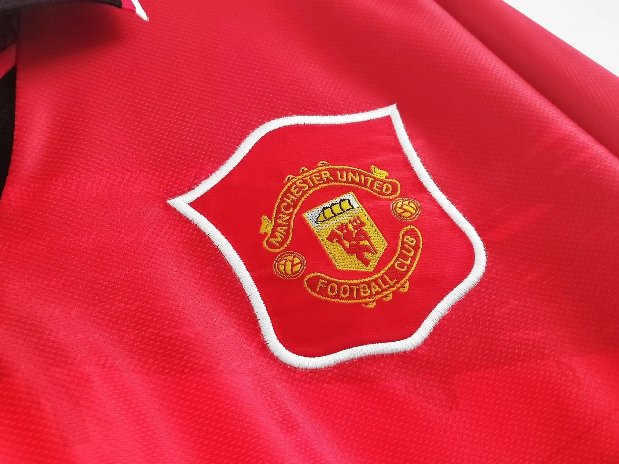 MAILLOT MANCHESTER UNITED DOMICILE 1994/1996 VERSION MANCHES LONGUES - Maillot du Monde