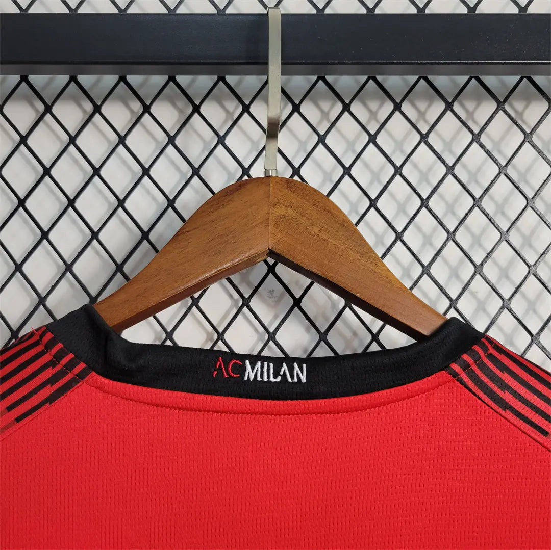 MAILLOT AC MILAN DOMICILE 2023/2024 VERSION MANCHES LONGUES - Maillot du Monde