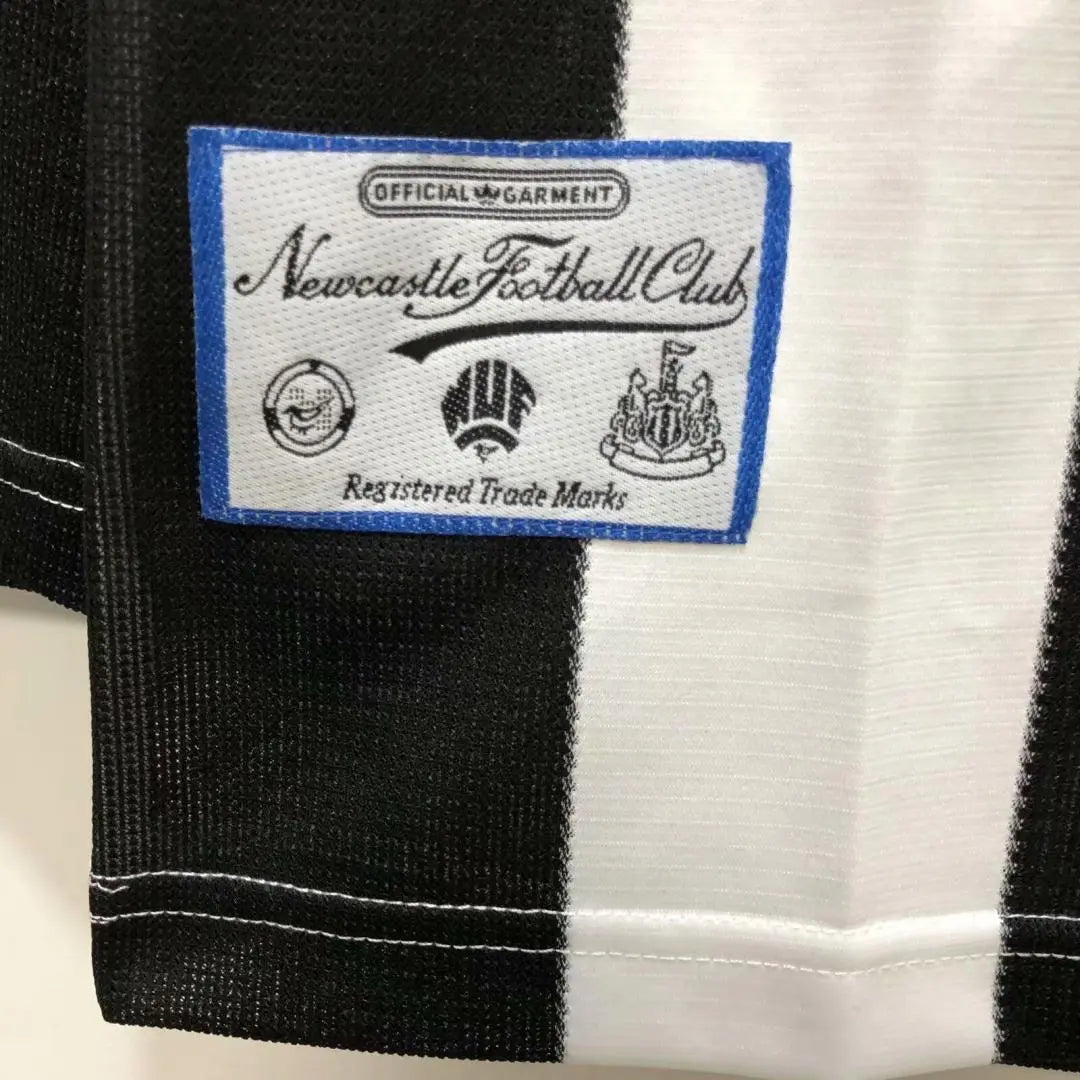 MAILLOT NEWCASTLE DOMICILE 1995/1997 VERSION MANCHES LONGUES - Maillot du Monde