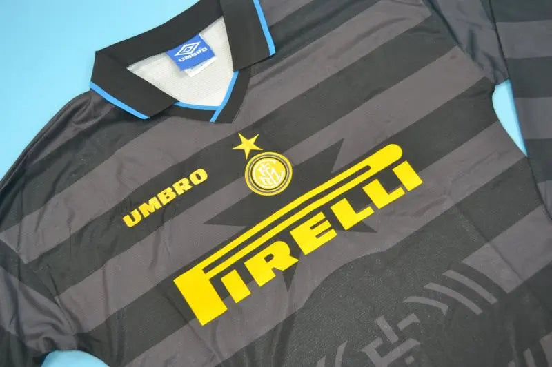 MAILLOT RETRO INTER MILAN EXTÉRIEUR 1997/1998 VERSION MANCHES LONGUES - Maillot du Monde