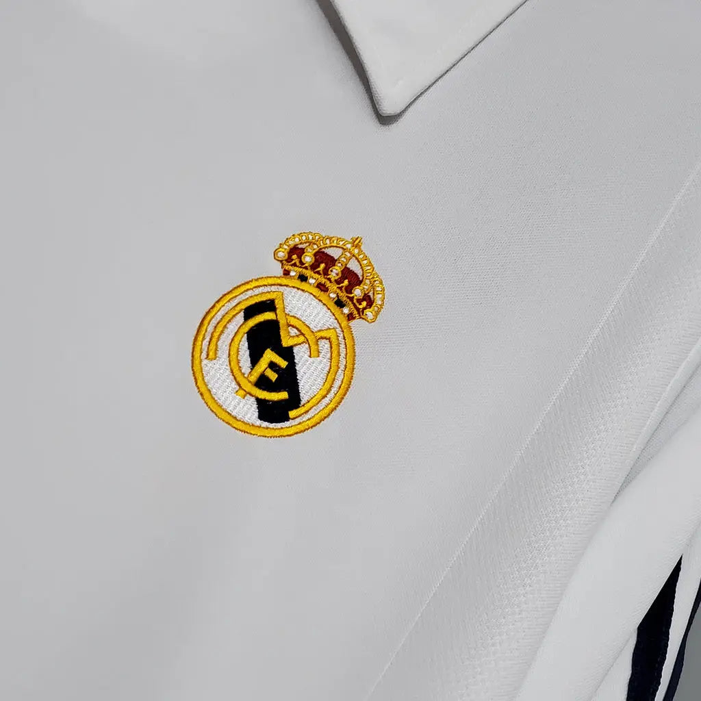 MAILLOT REAL MADRID DOMICILE 2001/2002 VERSION MANCHES LONGUES - Maillot du Monde