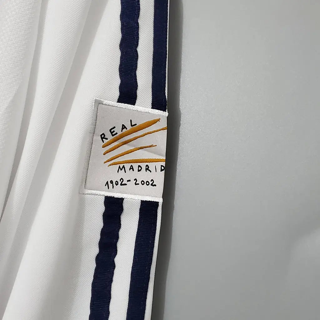 MAILLOT REAL MADRID DOMICILE 2001/2002 VERSION MANCHES LONGUES - Maillot du Monde