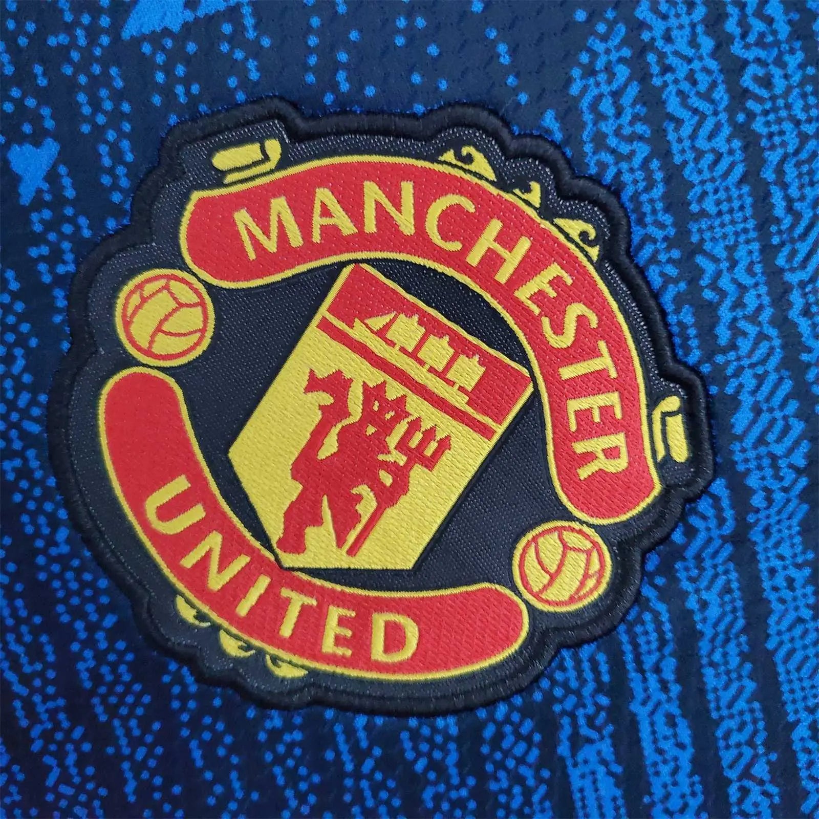 MAILLOT MANCHESTER UNITED EXTÉRIEUR 2021/2022 VERSION MANCHES LONGUES - Maillot du Monde