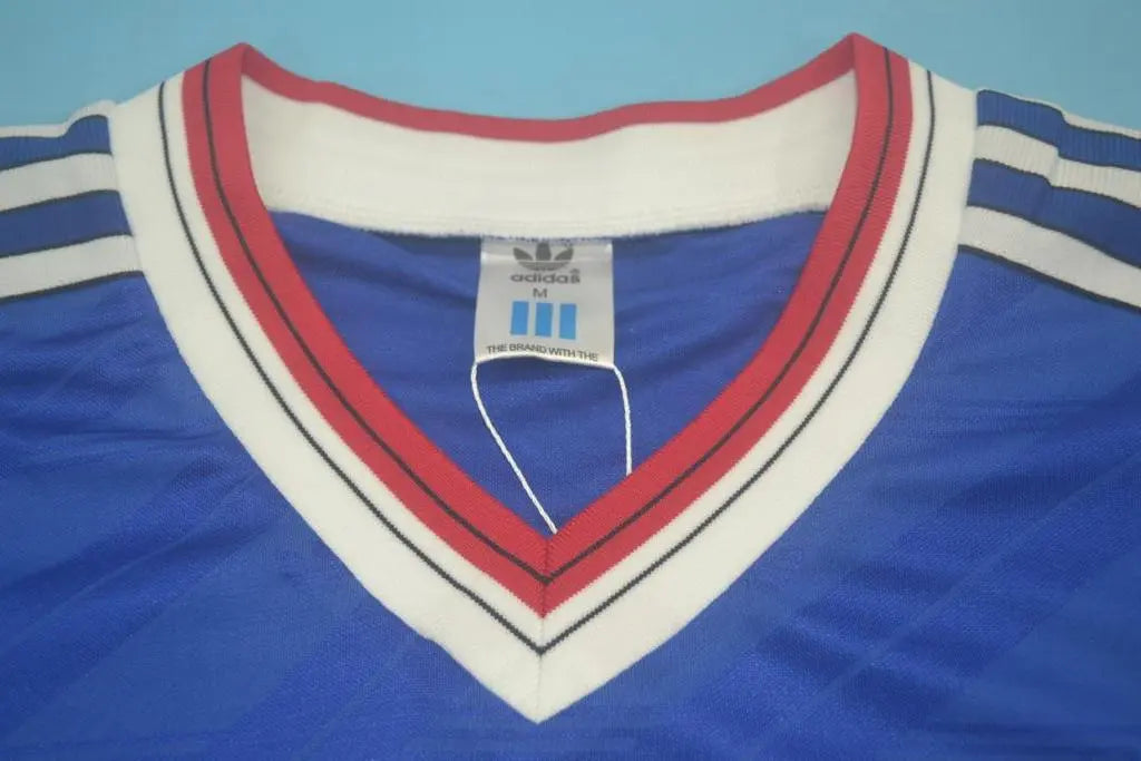 MAILLOT RETRO MANCHESTER UNITED EXTÉRIEUR 1986/1988 VERSION MANCHES LONGUES - Maillot du Monde