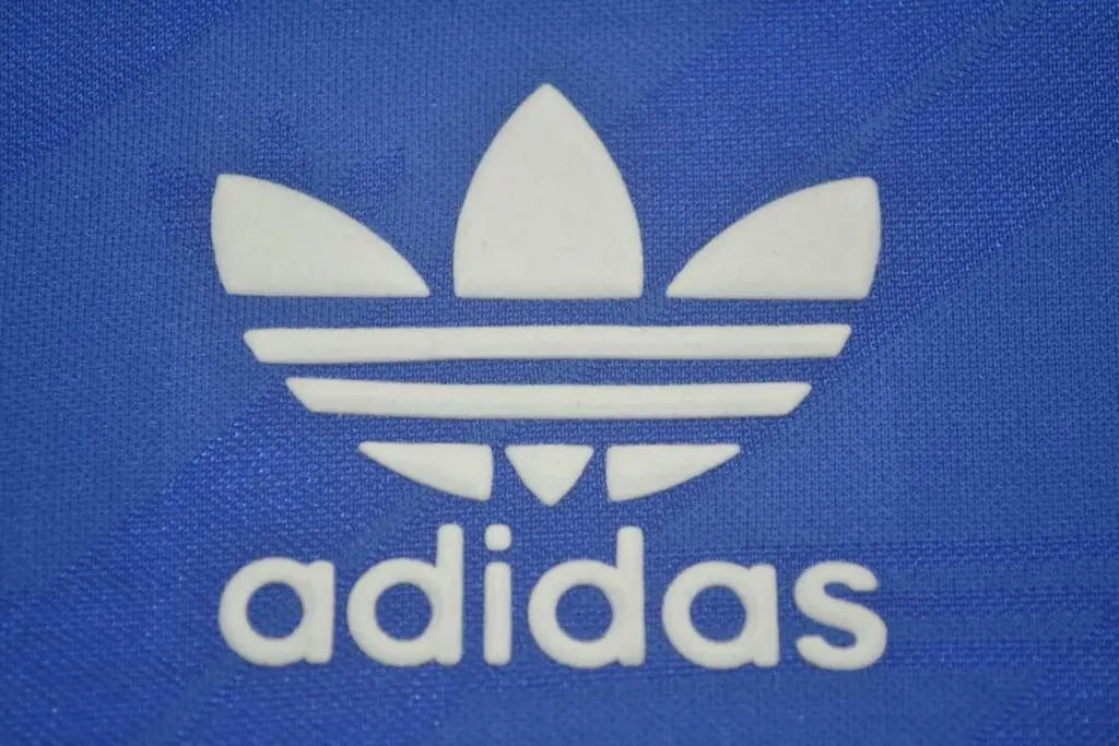 MAILLOT RETRO MANCHESTER UNITED EXTÉRIEUR 1986/1988 VERSION MANCHES LONGUES - Maillot du Monde
