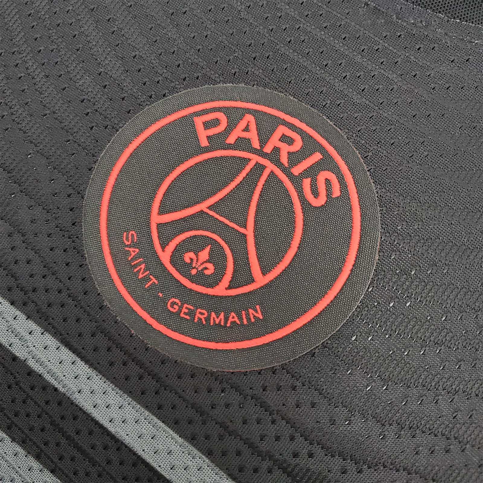 MAILLOT PSG 2021/2022 VERSION MANCHES LONGUES - Maillot du Monde