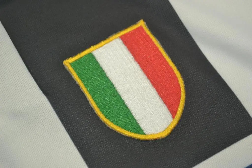 MAILLOT RETRO JUVENTUS DOMICILE 1997/1998 VERSION MANCHES LONGUES - Maillot du Monde