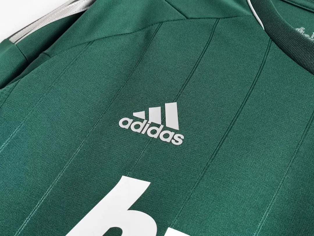 MAILLOT REAL MADRID EXTÉRIEUR 2012/2013 VERSION MANCHES LONGUES - Maillot du Monde
