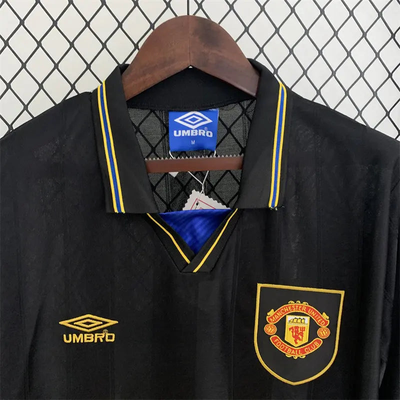 MAILLOT MANCHESTER UNITED EXTÉRIEUR 1993/1994 VERSION MANCHES LONGUES - Maillot du Monde