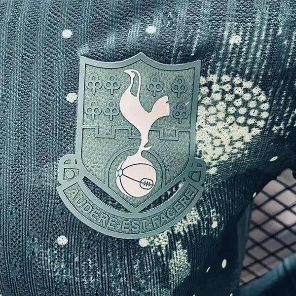 MAILLOT TOTTENHAM EXTÉRIEUR 2024/2025 VERSION MANCHES LONGUES - Maillot du Monde