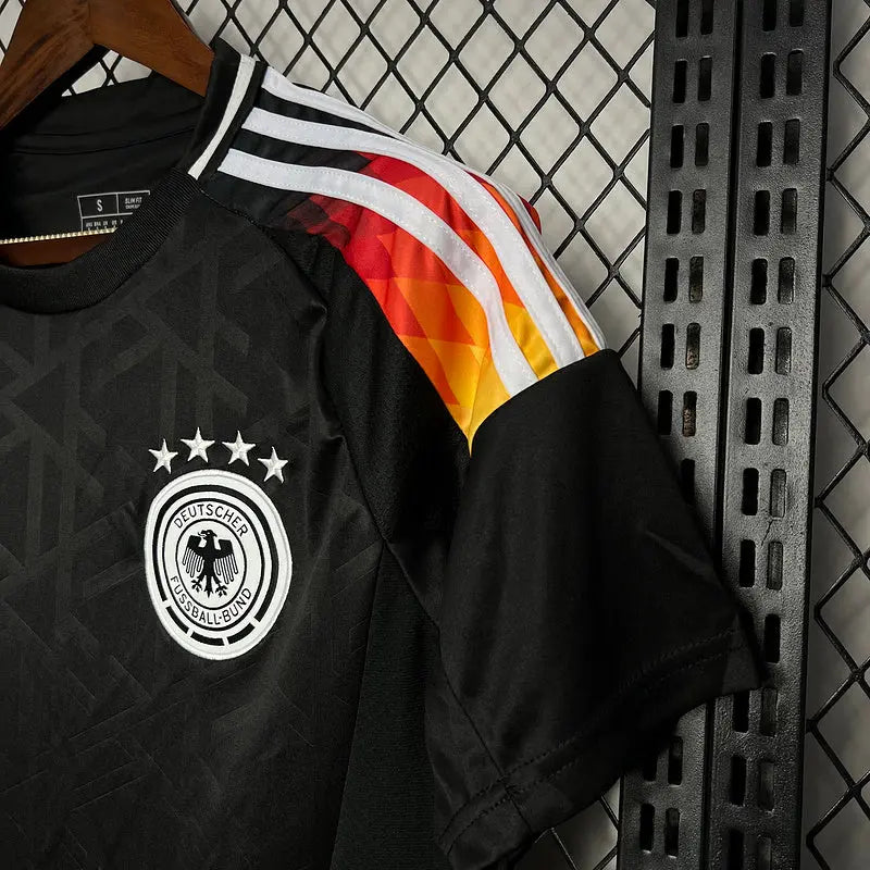 MAILLOT D'ENTRAÎNEMENT D'AVANT-MATCH ALLEMAGNE EURO 2024 - Maillot du Monde