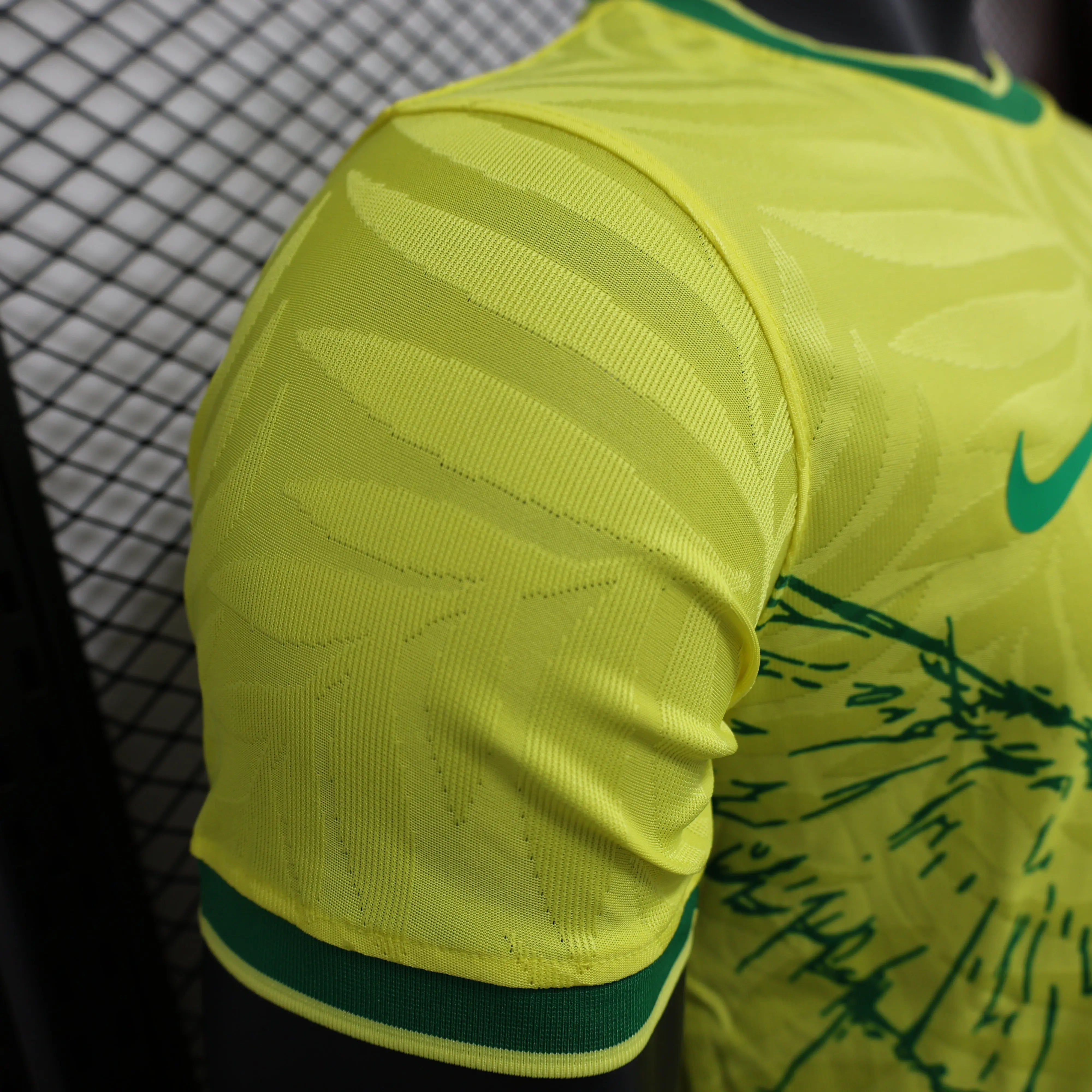 ÉDITION SPÉCIALE PIGEON JAUNE DU BRÉSIL - Maillot du Monde
