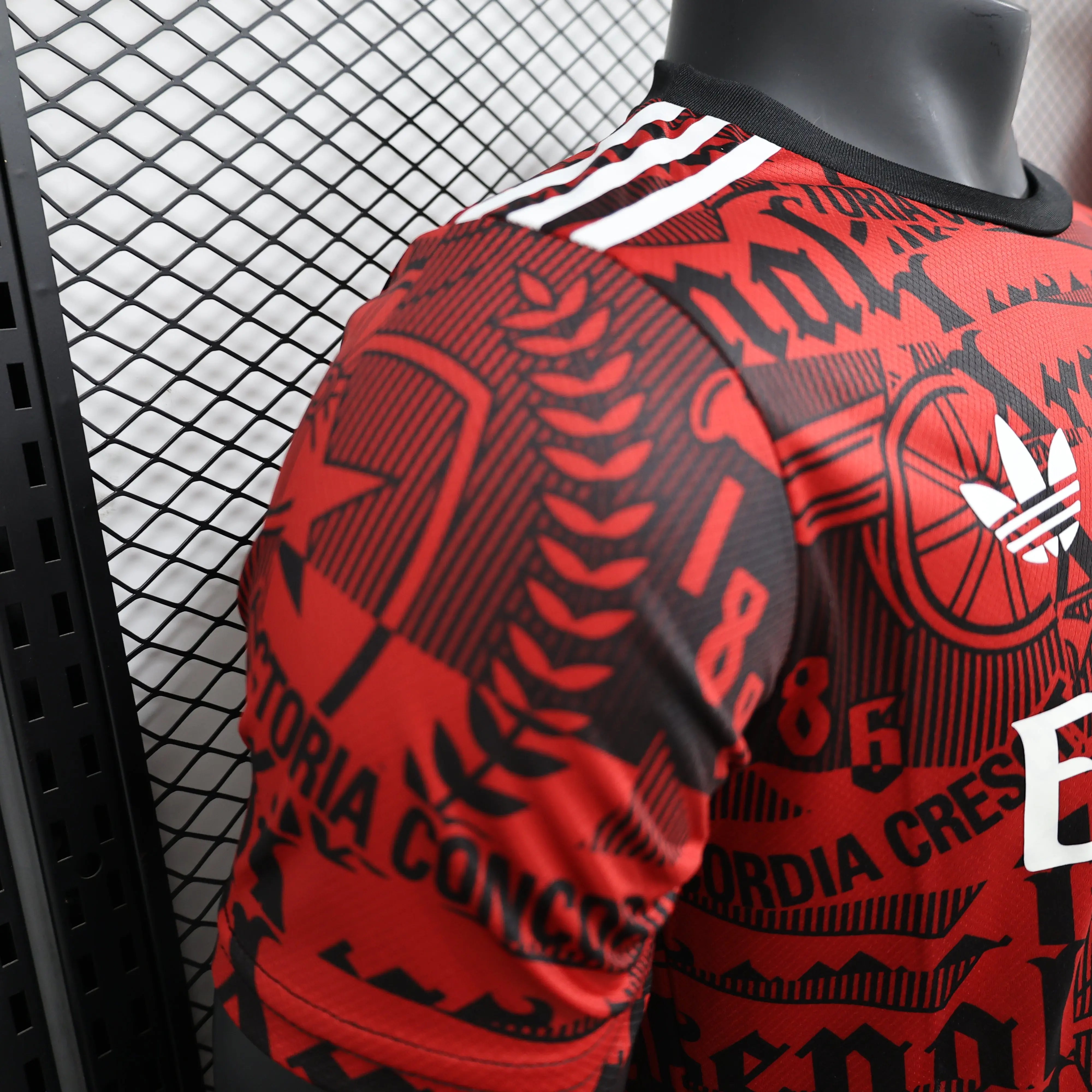 MAILLOT ARSENAL EDITION ROUGE 2024/2025 - Maillot du Monde