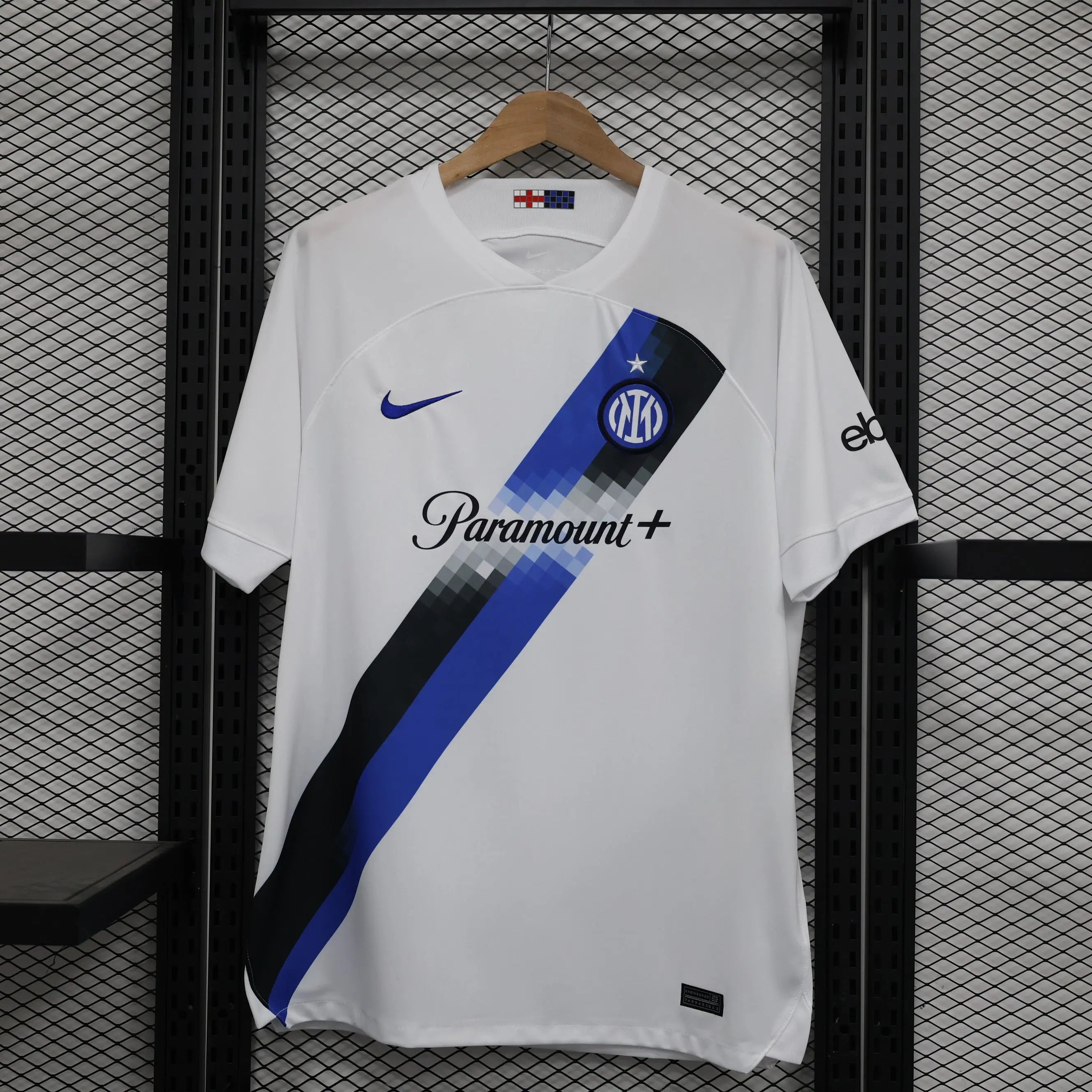 MAILLOT INTER MILAN EXTERIEUR 2023/2024 - Maillot du Monde