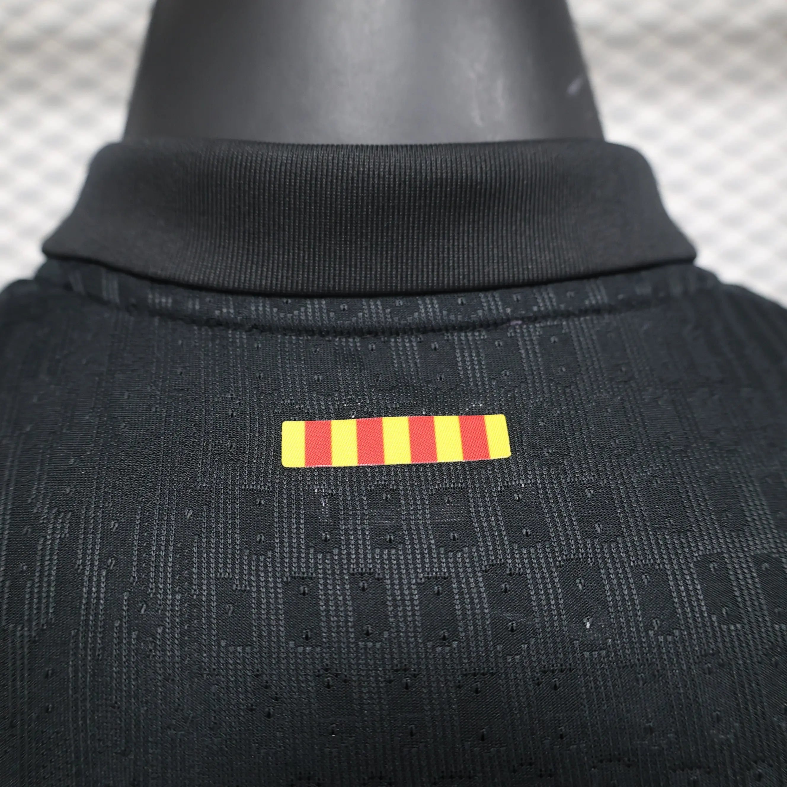 MAILLOT FC BARCELONE EXTERIEUR 2024/2025 - Maillot du Monde