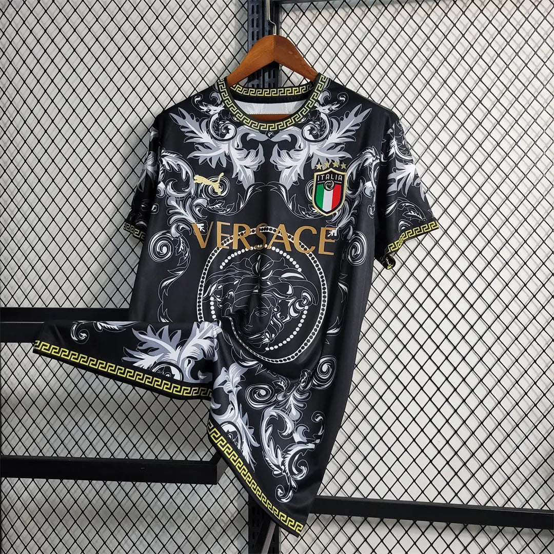 MAILLOT ITALIE CONCEPT EDITION VERSACE NOIR 2023/2024 - Maillot du Monde