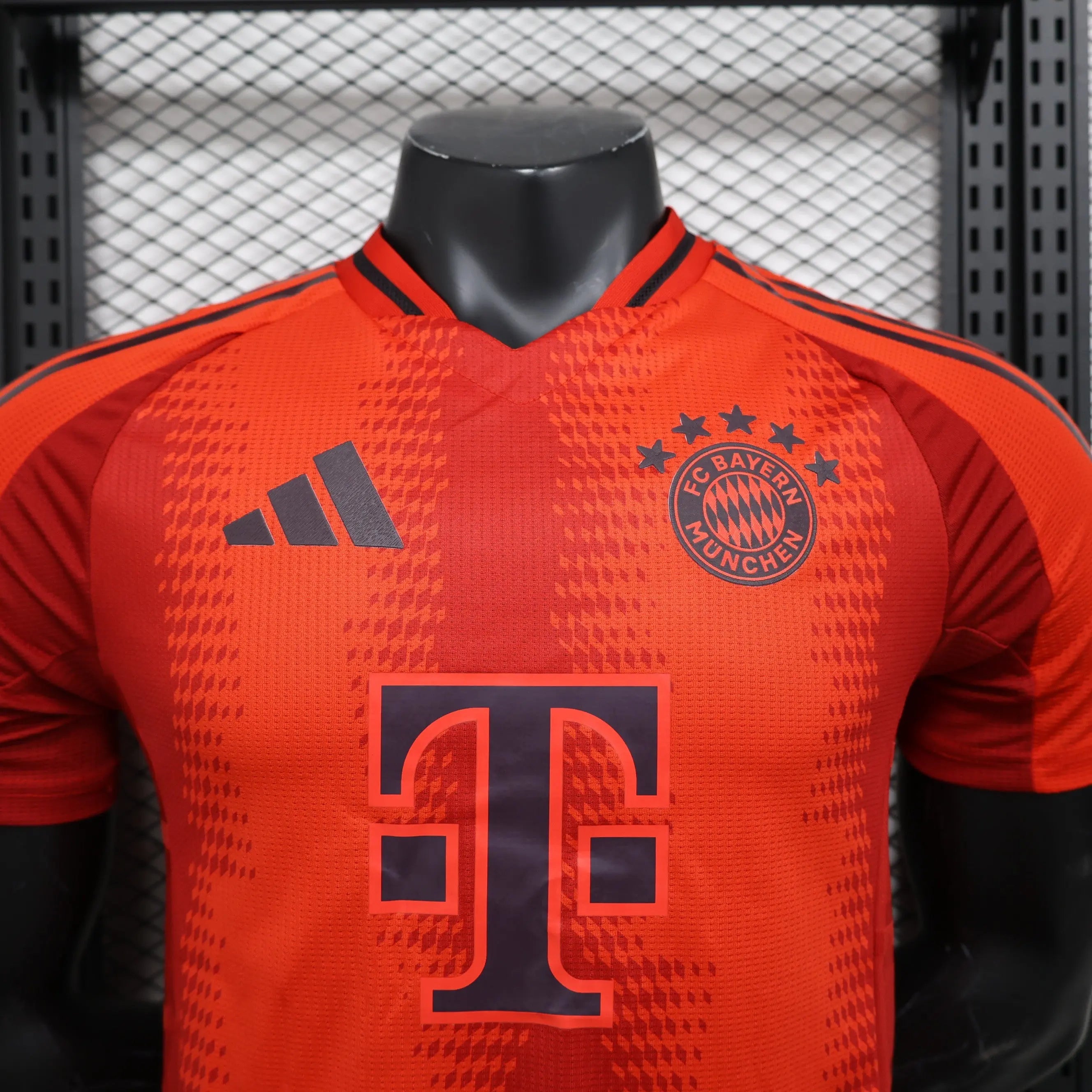 MAILLOT BAYERN MUNICH DOMICILE 2024/2025 - Maillot du Monde