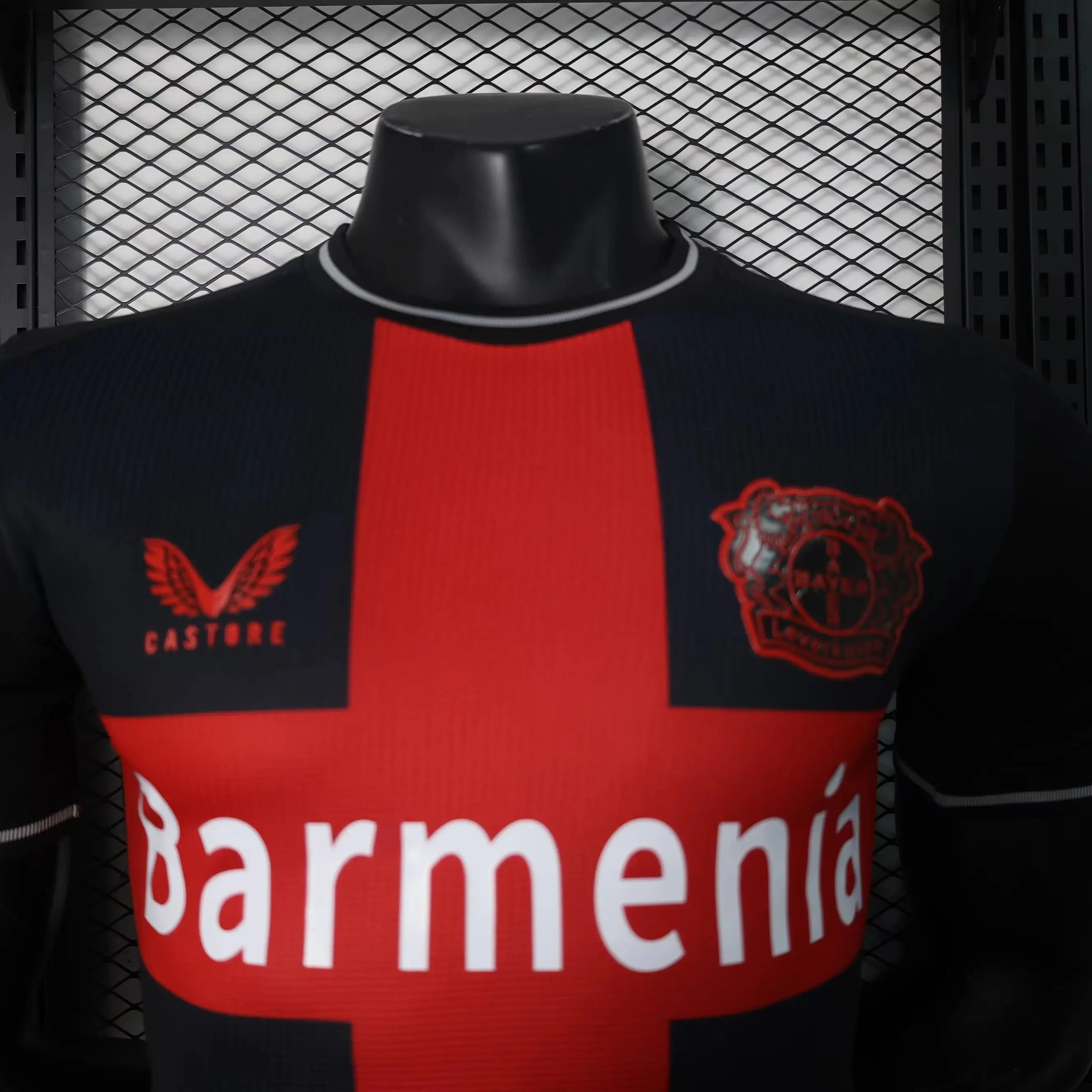 MAILLOT BAYER LEVERKUSEN DOMICILE 2023/2024 - Maillot du Monde