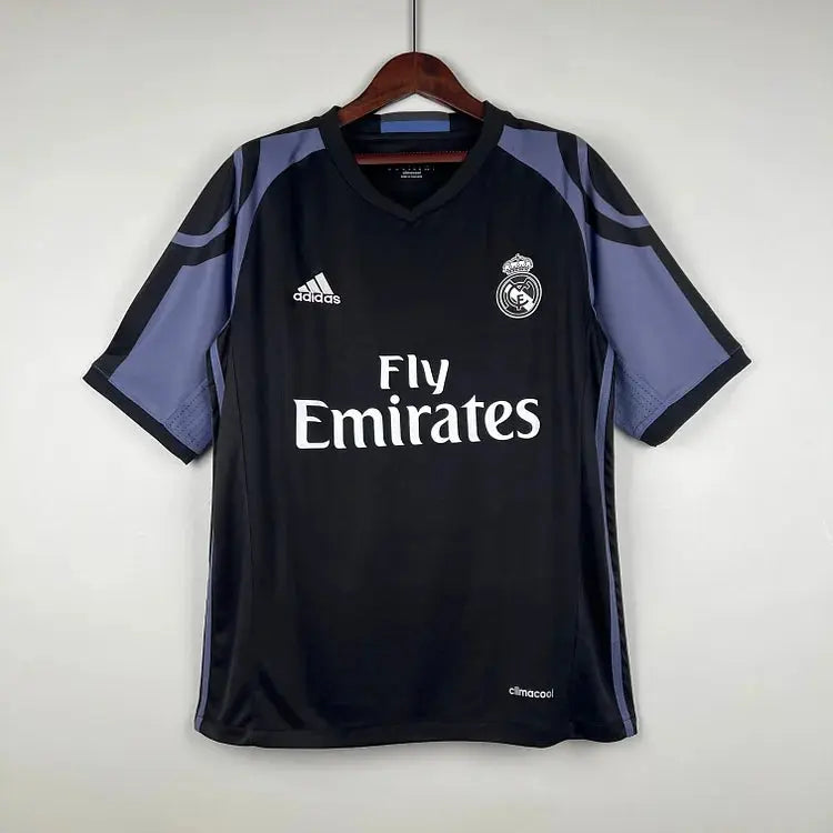 MAILLOT RETRO REAL MADRID 2016/2017 - Maillot du Monde