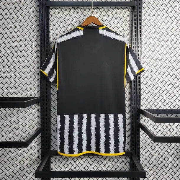 MAILLOT JUVENTUS DOMICILE 2023/2024 - Maillot du Monde