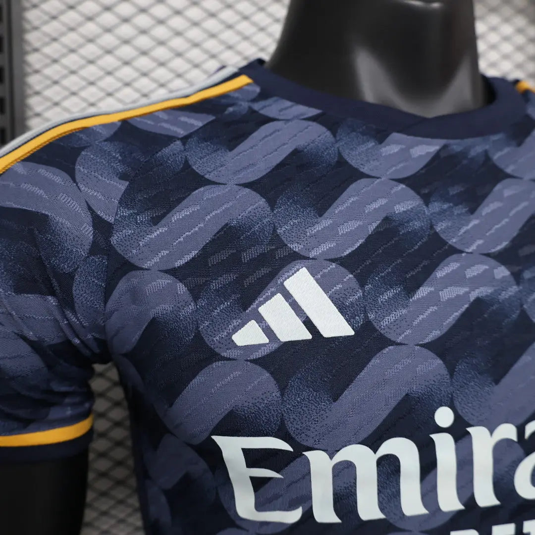 MAILLOT REAL MADRID EXTERIEUR 2023/2024 - Maillot du Monde