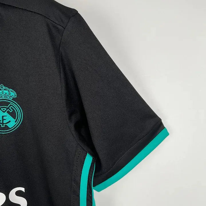 REAL MADRID MAILLOT RETRO 2017/2018 - Maillot du Monde