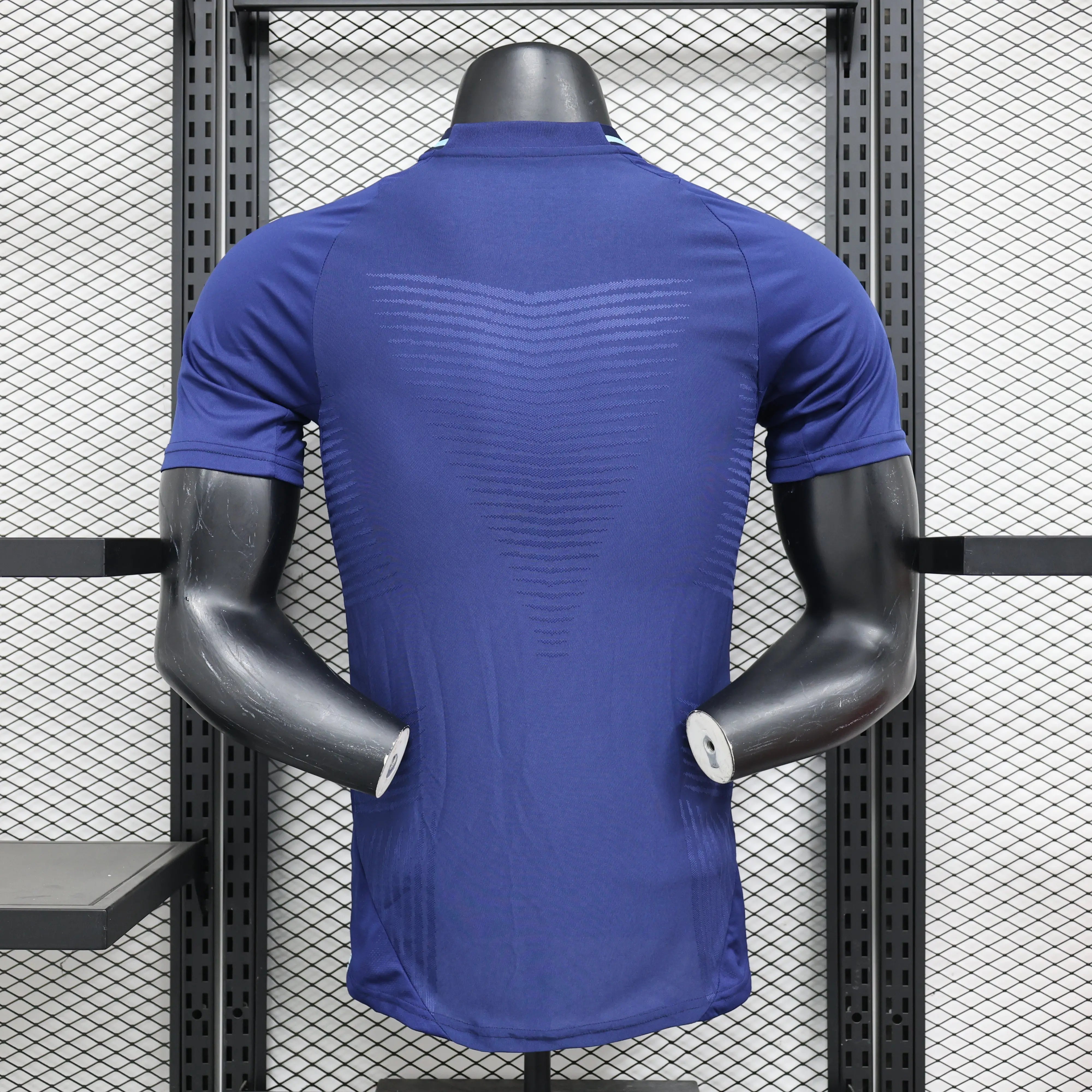 MAILLOT ARSENAL ENTRAINEMENT 2024/2025 - Maillot du Monde