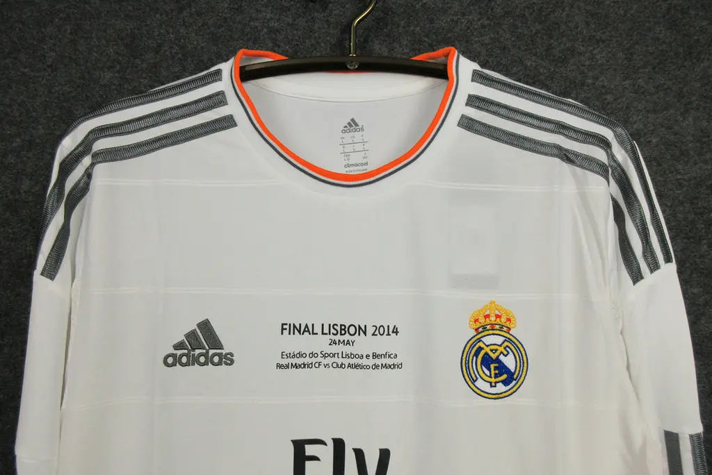 MAILLOT RÉTRO REAL MADRID DOMICILE 2013/2014 VERSION MANCHES LONGUES - Maillot du Monde