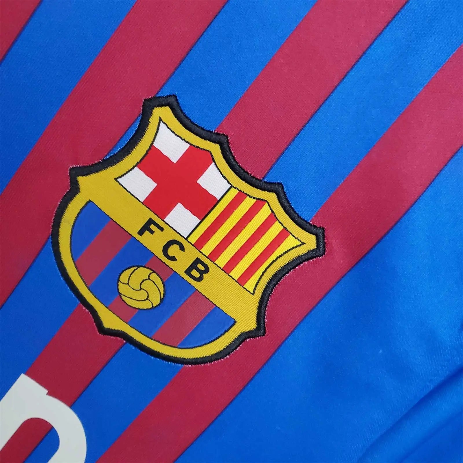 MAILLOT BARCELONE DOMICILE 2021/2022 VERSION MANCHES LONGUES - Maillot du Monde